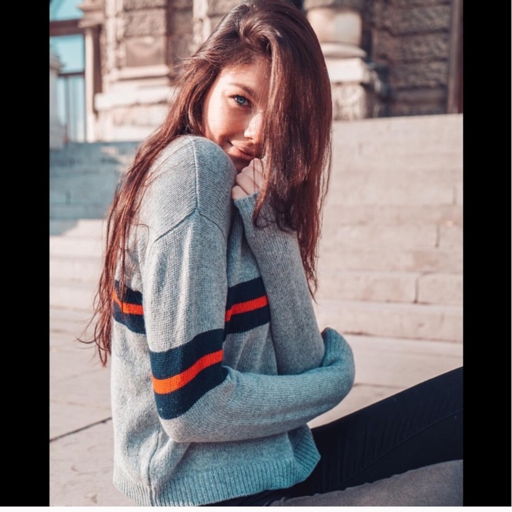 Brandy Melville Bernadette sweater